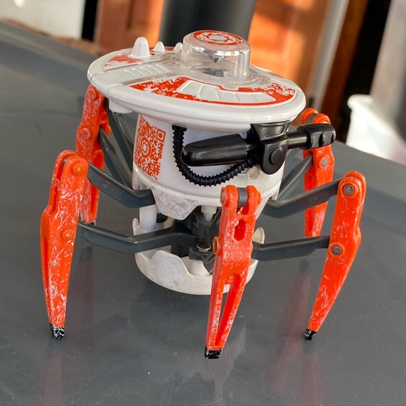 HEXBUG Battle Spider Orange/White - WITH REMOTE - Works Like New - Picture 9 of 12